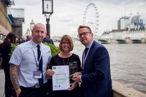 National Award Celebrates Independence Support Service