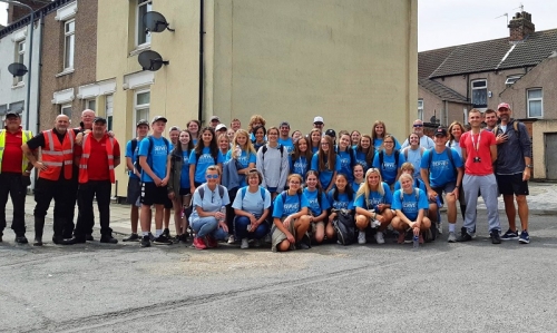 Alley Clean-up Blitz Gets a Texan Helping Hand